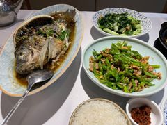 -围龙屋客家食府(福田店)