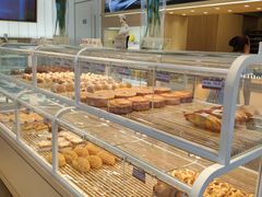 -好利来(万卉路店)