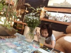 -出走咖啡·面包(宋庄店)