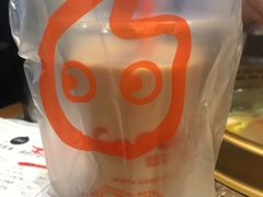 焦糖红茶拿铁-CoCo都可(光谷天地店)