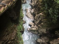 -蝶舞清江·恩施地心谷景区
