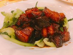 东坡肉-山明水秀大饭店