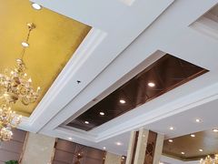 -天外天美食广场(哈尔滨路店)