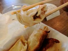 -黄阿姨锅贴大王(万航渡路店)