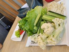 -小鳌陪你小排档·四季小龙虾·田鸡·宵夜(中央第五街店)