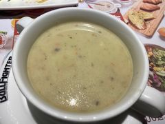 奶油蘑菇汤-斗牛士牛排餐厅(嘉里汇店)