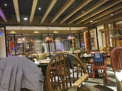 大堂-江边城外烤全鱼(方庄时代购物中心店)