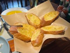 蒜香黄油法包-秀·爱尔兰餐吧(上海路店)