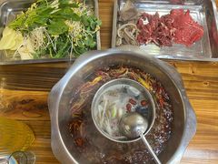 -金鼎雪山牦牛杂火锅(理县总店)