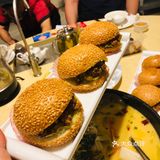 又来正哥了。一家人都喜欢来的一家店