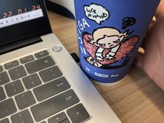 -瑞幸咖啡(华东理工大学商学院店)