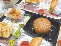 -The Habit Burger Grill 哈比特汉堡(爱琴海店)