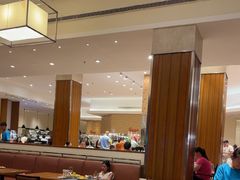 -亚龙湾希尔顿自助餐厅·海鲜·烧烤·沙滩BBQ·现场乐队