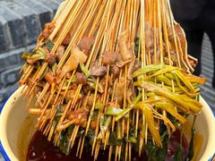 -拈签一笑黄牛肉辣卤串串