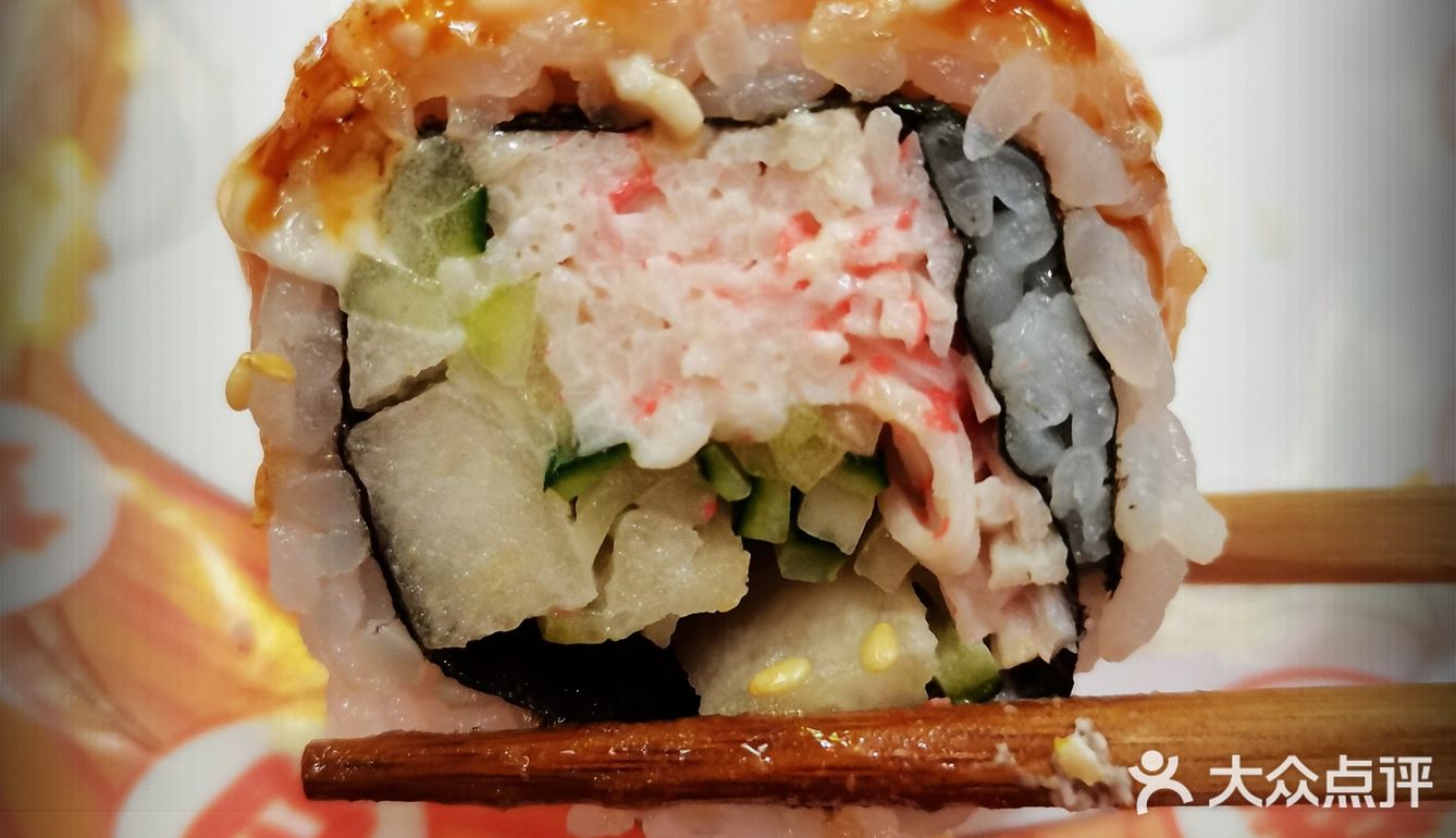 说实话我没吃太饱，后来回家又吃了一堆哈哈哈