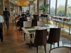 -南阳建业森林半岛假日酒店