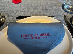 -弦月窗LUNETTE BY AMANDA(复兴路店)