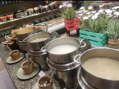 -天津京基皇冠假日酒店
