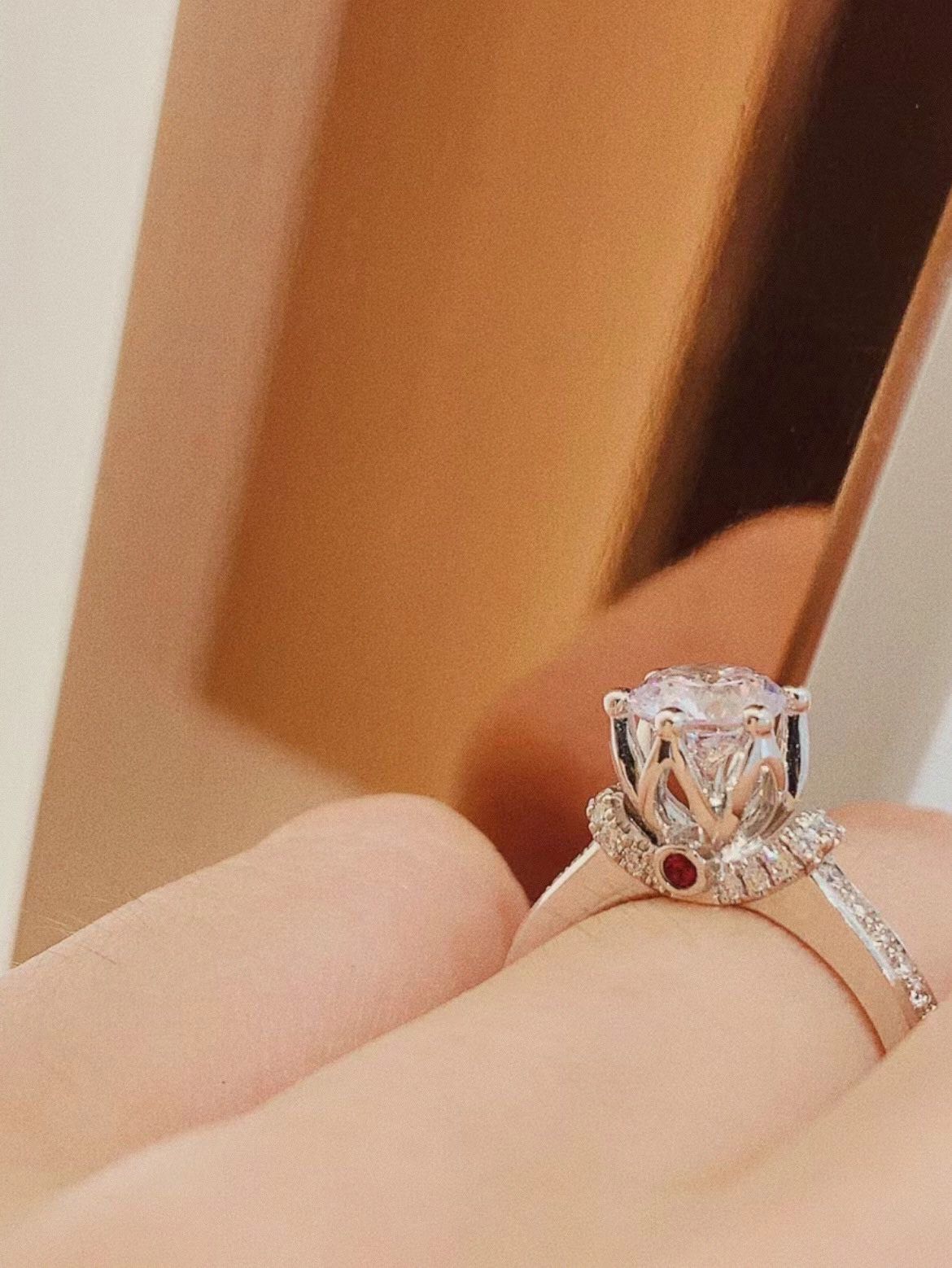 ido 真爱加冕系列经典公主钻戒