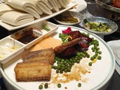 -艳阳天民俗村(公园路店)