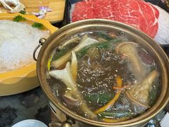 -慢丽江·云南野生菌土鸡锅(西山店)