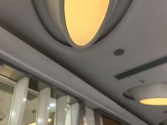 -圣呗口腔·舒适化种植牙·矫正中心(广州总院)