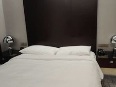 -上海龙之梦万丽酒店