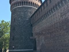 -斯福尔扎古堡