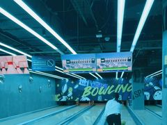 -世代星球·保龄球·镭战真人CS·团建(杨浦店)