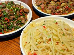 -唐师傅湘西名菜馆(武陵路店)