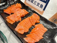 -钱小奴海鲜自助黑金店(杭州滨江龙湖店)