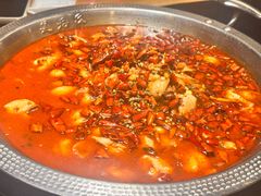 -谭公鱼头·鲜鱼火锅·小龙虾·江湖菜(秀沿路店)