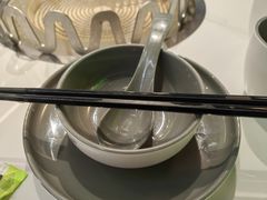 -洪氏嗨捞·广东猪肚鸡·椰子鸡火锅(西咸万象城店)
