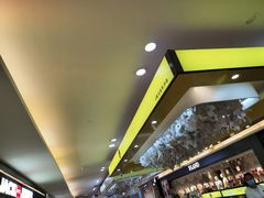 -鸿通城购物中心