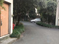 -杭州西湖艺联君亭酒店(黄龙体育中心地铁口店)