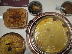 -洪氏嗨捞·猪肚鸡火锅(阳光天地店)