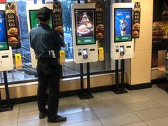 -麦当劳(军博店)