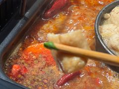 -老牌坊云南鱼豆花火锅(哈西万达店)
