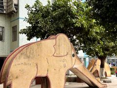 -荔湾区图书馆(周门馆)