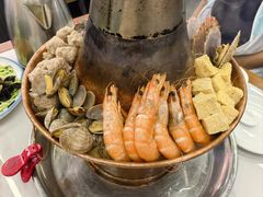 -一口猪海鲜浑锅·东北家常菜