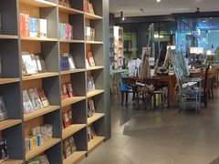 -魔方城市书房(中街益田店)