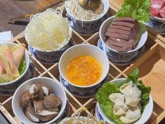 -聚汇三少·龙虾·中餐厅(莫邪路新天地店)