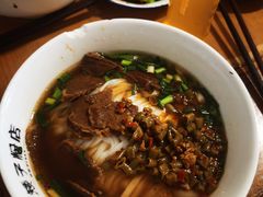 -矮子粉店1985·长沙米粉(湘春路店)