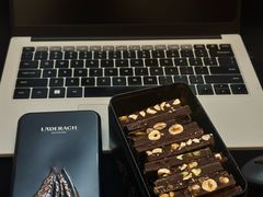 -Laderach 莱德拉(上海环贸iapm店)