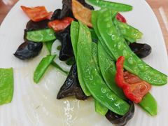 荷塘小炒-最心疆拌面·抓饭·烧烤