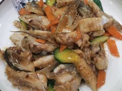 生炒鱼头-广迎居老正兴菜馆