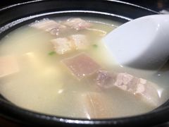 -金枝玉叶上海人家食府(三里河店)