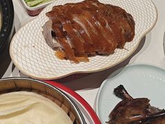 -梅利汴京烤鸭•开封豫菜地标店(东司门店)