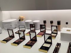 -CHANEL(恒隆广场店)