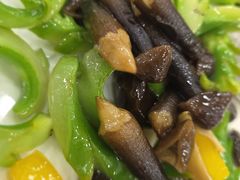-粤盛海鲜平价店(洛溪食街店)